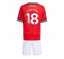 Manchester United Casemiro #18 Koszulka Podstawowa dzieci 2025-26 Krótki Rękaw (+ krótkie spodenki)